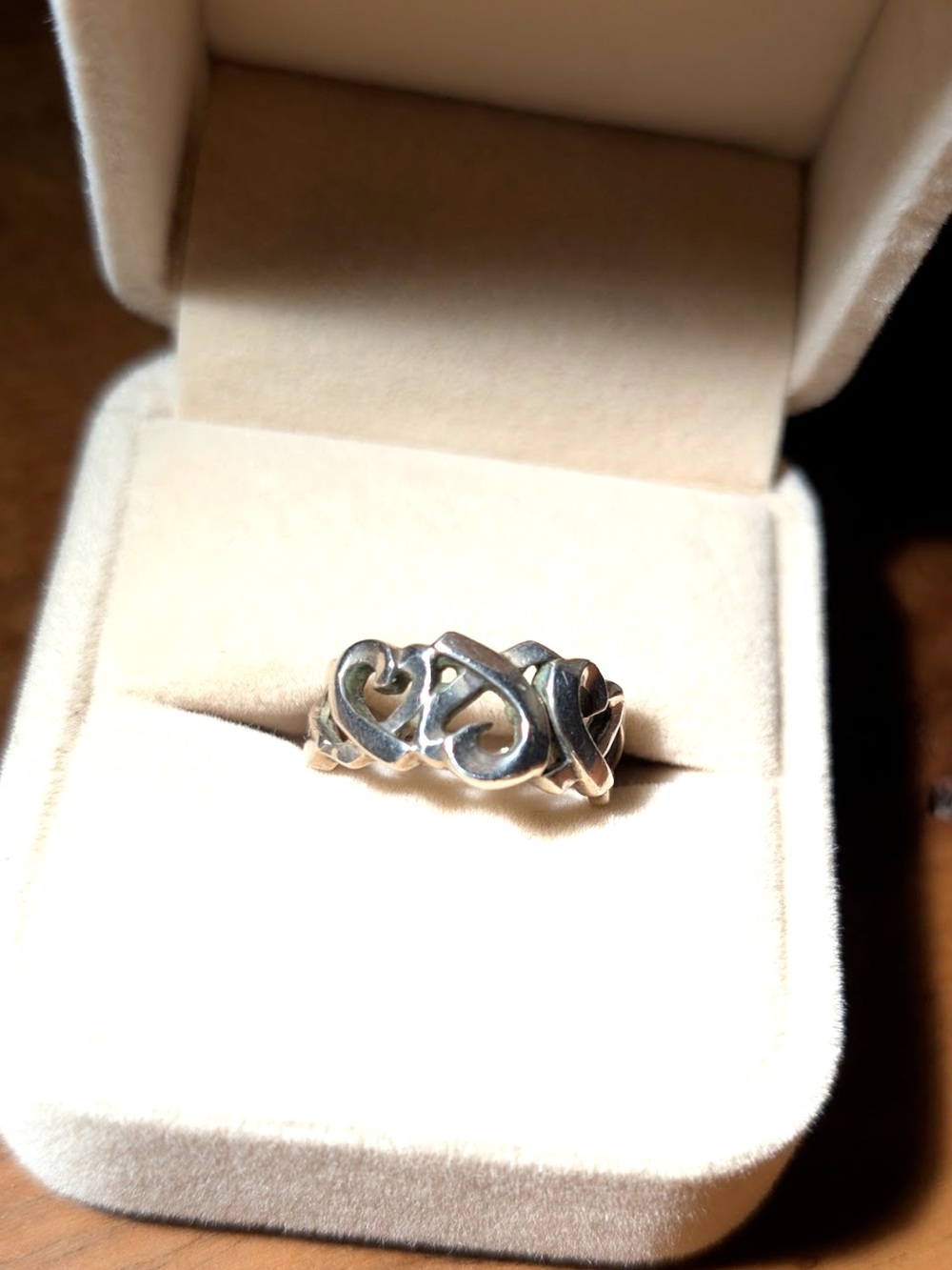 Tiffany & CO. 💍 .925 Silver Triple Loving Heart Ring